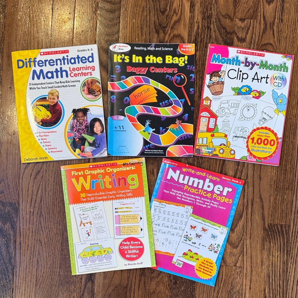 Scholastic Learning Book Set with Math and Reading Centers
